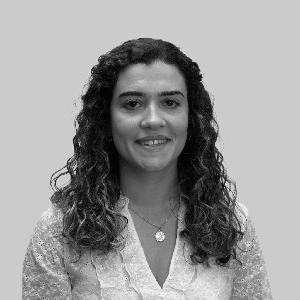 Beatriz MoreiraGraphic Designer